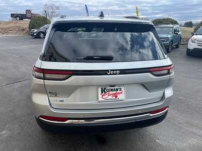 2023 Jeep Grand Cherokee, $32780. Photo 5