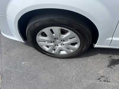 2018 Dodge Caravan, Grand, $9730. Photo 12