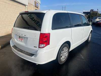 2018 Dodge Caravan, Grand, $10556. Photo 4