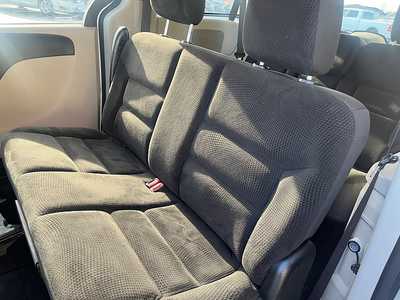 2018 Dodge Caravan, Grand, $10556. Photo 8