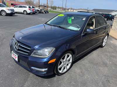 2014 Mercedes-Benz C-Class, $8390. Photo 3