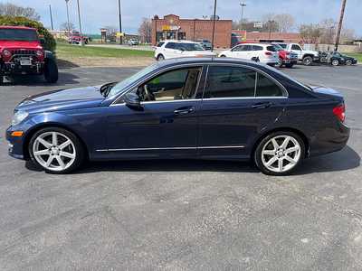 2014 Mercedes-Benz C-Class, $8390. Photo 4