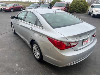 2012 Hyundai Sonata, $7490. Photo 5
