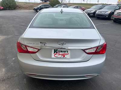2012 Hyundai Sonata, $7490. Photo 6