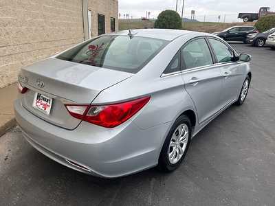 2012 Hyundai Sonata, $7490. Photo 7