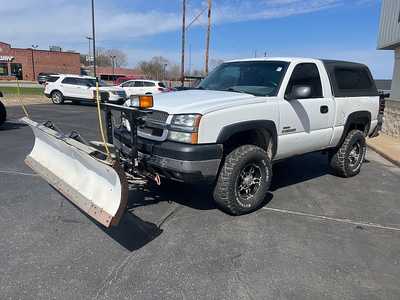 2002 Chevrolet 2500 Crew Cab, $13860. Photo 3