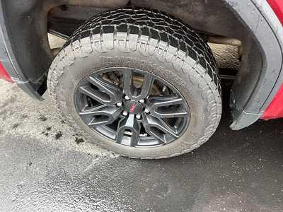 2019 GMC 1500 Crew Cab, $33990. Photo 9