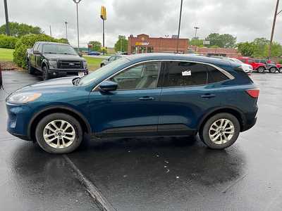 2020 Ford Escape, $14965. Photo 4