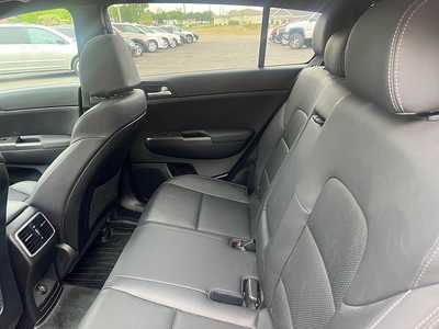 2020 Kia Sportage, $19455. Photo 12