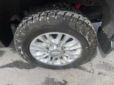 2020 Chevrolet 2500 Crew Cab, $47980. Photo 11