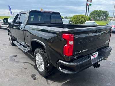 2020 Chevrolet 2500 Crew Cab, $47980. Photo 5