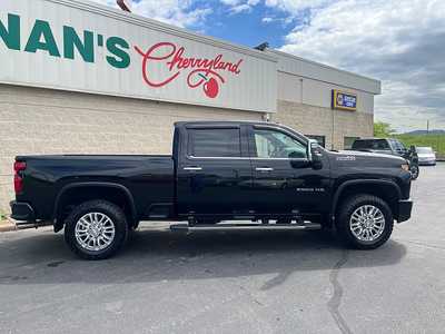 2020 Chevrolet 2500 Crew Cab, $47980. Photo 7
