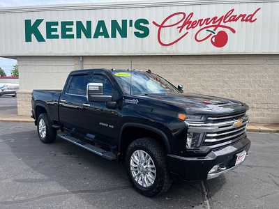 2020 Chevrolet 2500 Crew Cab, $47980. Photo 1
