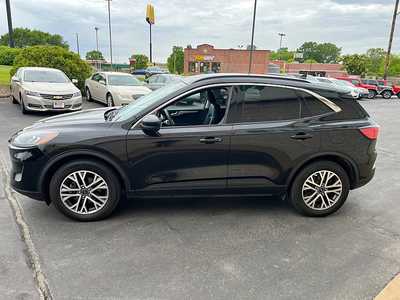2021 Ford Escape, $19645. Photo 4