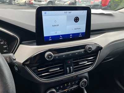 2021 Ford Escape, $19645. Photo 8