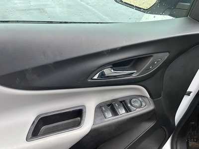 2019 Chevrolet Equinox, $18550. Photo 11
