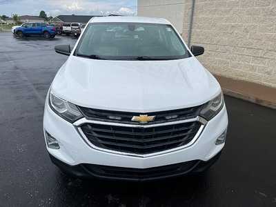 2019 Chevrolet Equinox, $18550. Photo 2