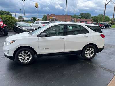 2019 Chevrolet Equinox, $18550. Photo 4