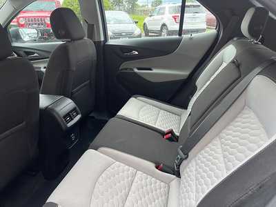 2019 Chevrolet Equinox, $18550. Photo 9