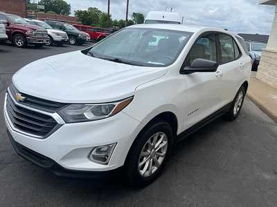 2019 Chevrolet Equinox, $15660. Photo 3