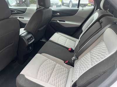 2019 Chevrolet Equinox, $15660. Photo 6