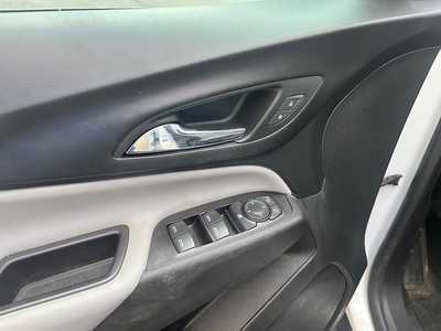 2019 Chevrolet Equinox, $15660. Photo 9