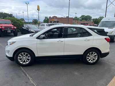 2019 Chevrolet Equinox, $17650. Photo 4