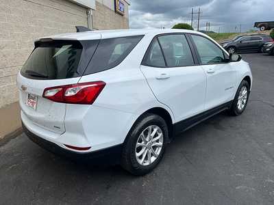 2019 Chevrolet Equinox, $17650. Photo 5