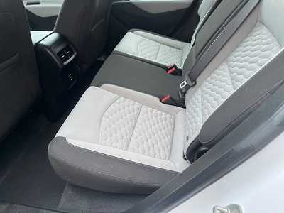 2019 Chevrolet Equinox, $17650. Photo 7