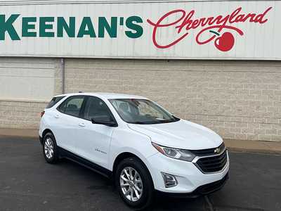 2019 Chevrolet Equinox, $17650. Photo 1