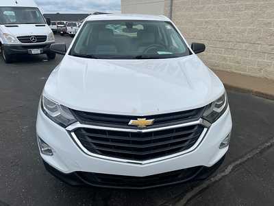 2019 Chevrolet Equinox, $15995. Photo 2