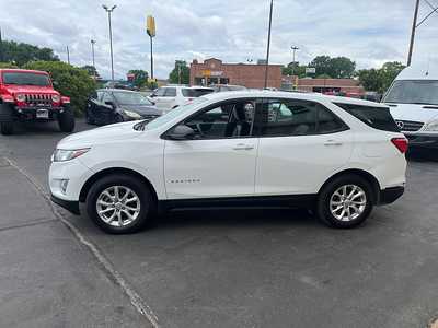 2019 Chevrolet Equinox, $15995. Photo 4
