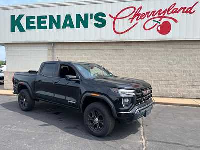2023 GMC Canyon Crew Cab, $37588. Photo 1