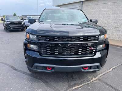 2020 Chevrolet 1500 Crew Cab, $33775. Photo 2
