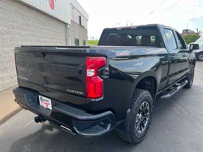 2020 Chevrolet 1500 Crew Cab, $33775. Photo 6