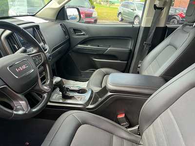 2021 GMC Canyon Crew Cab, $31848. Photo 12