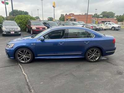 2017 Volkswagen Passat, $13490. Photo 5
