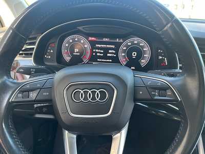 2020 Audi Q7, $18344. Photo 10