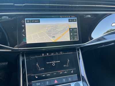 2020 Audi Q7, $18344. Photo 11