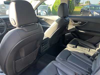 2020 Audi Q7, $18344. Photo 8