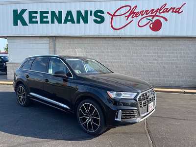 2020 Audi Q7, $18344. Photo 1