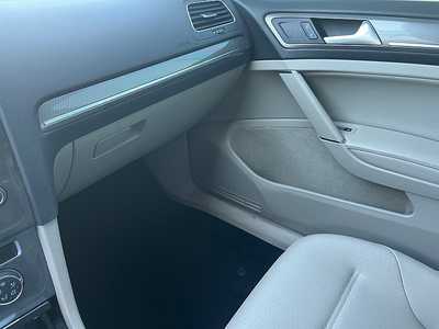 2017 Volkswagen Golf, $14830. Photo 10