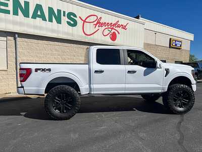 2023 Ford F150 Crew Cab, $39940. Photo 8