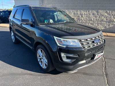 2017 Ford Explorer, $12890. Photo 2