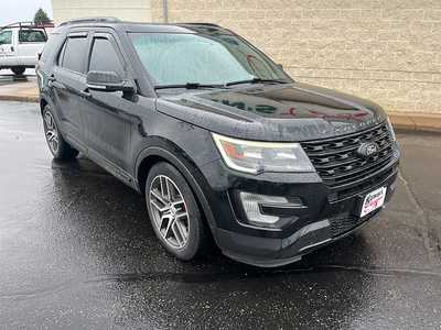 2017 Ford Explorer, $15990. Photo 2