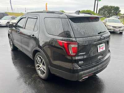 2017 Ford Explorer, $15990. Photo 6