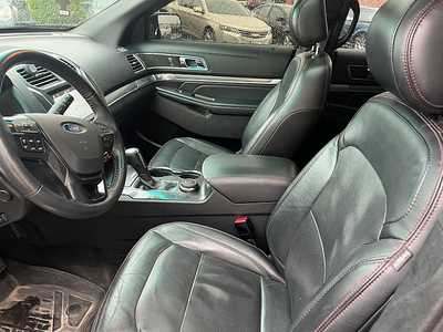 2017 Ford Explorer, $15990. Photo 7