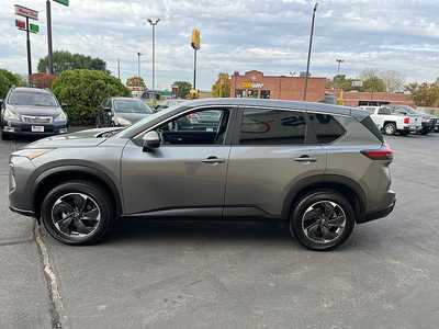 2024 Nissan Rogue, $21955. Photo 5