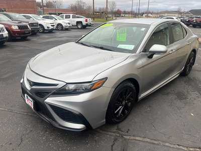 2021 Toyota Camry, $23540. Photo 8