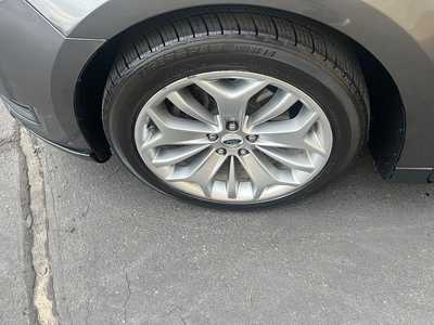 2016 Ford Taurus, $9645. Photo 11